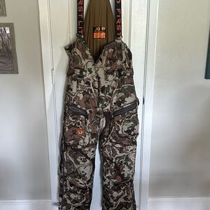 First Lite Sanctuary bibs